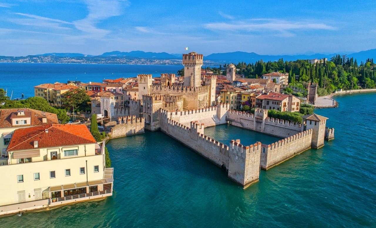 Suite Mimosa Con Piscina - Affitti Brevi Italia Sirmione Exterior foto